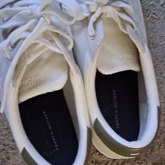 Tommy Hilfiger White and Green Sneakers - Picture 8 of 14
